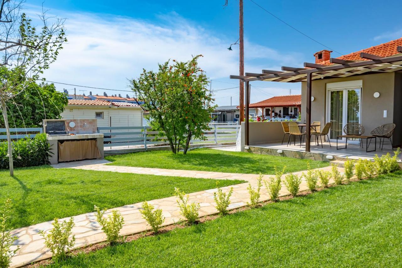 Azzurro Seafront Houses Nea Kallikrateia Kültér fotó